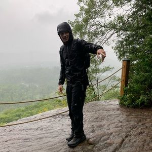 Meet your Posher, Elliot